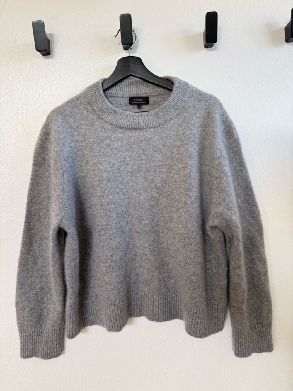 Quince Mongolian Cashmere Oversized Crewneck Sweater, size Large - Picture 2 of 11